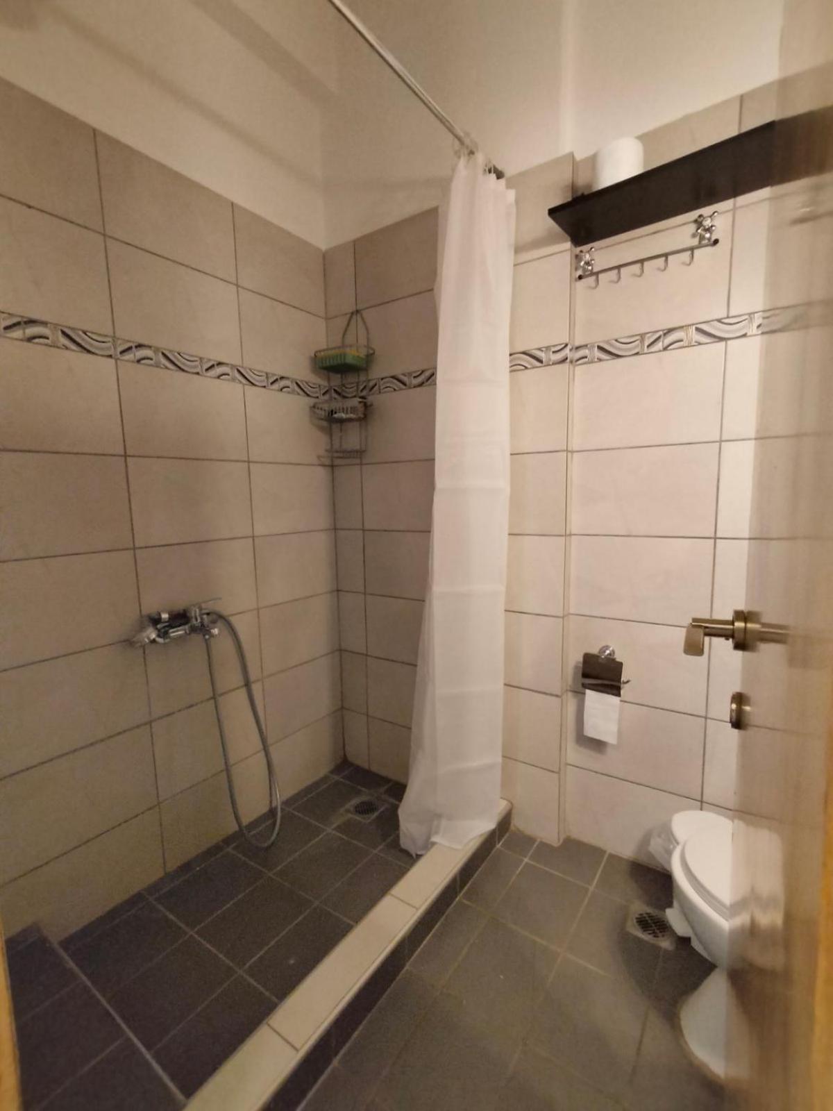 Elegant Central Apartment In Vólos Extérieur photo